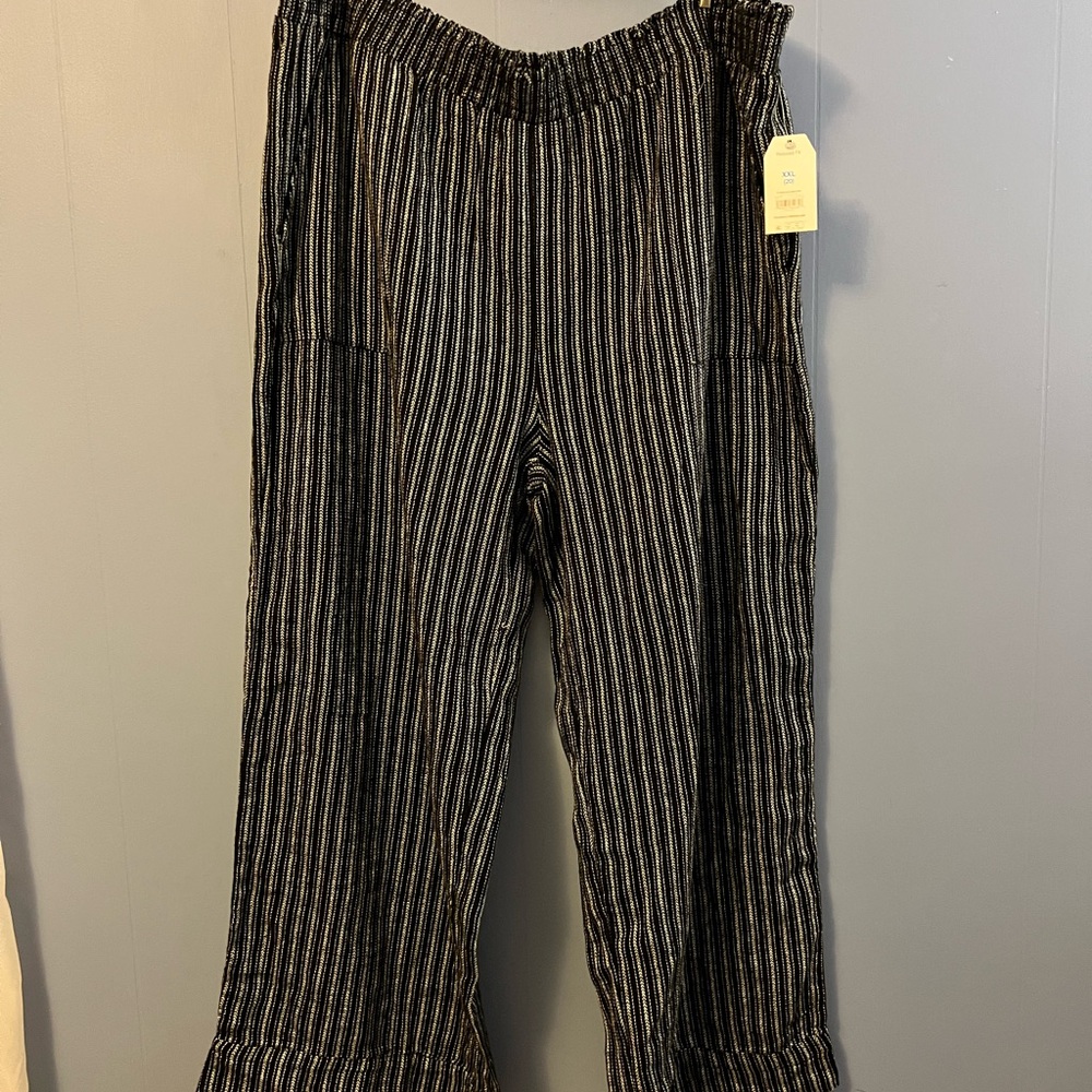 Time and Tru fabric pants